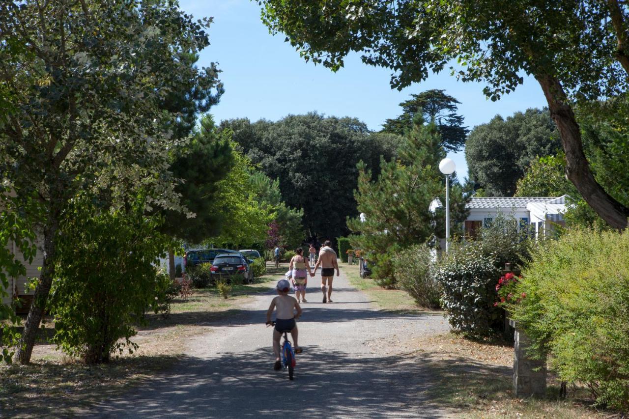 Domaine Du Collet**** Hotel Villeneuve-en-Retz Kültér fotó